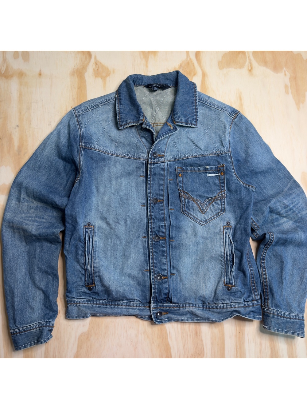 Y2K Women’s Rocawear Blue Denim Jacket Quilted Style Stitching Detail Size 40